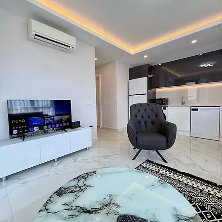 Sa Apartments! 150m To The Cleopatra * ألانيا