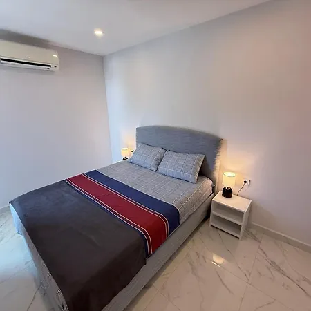 Διαμέρισμα Sa Apartments! 150m To The Cleopatra *
