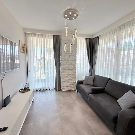 Sa Apartments! 150m To The Cleopatra Appartement *