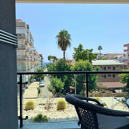 Sa Apartments! 150m To The Cleopatra