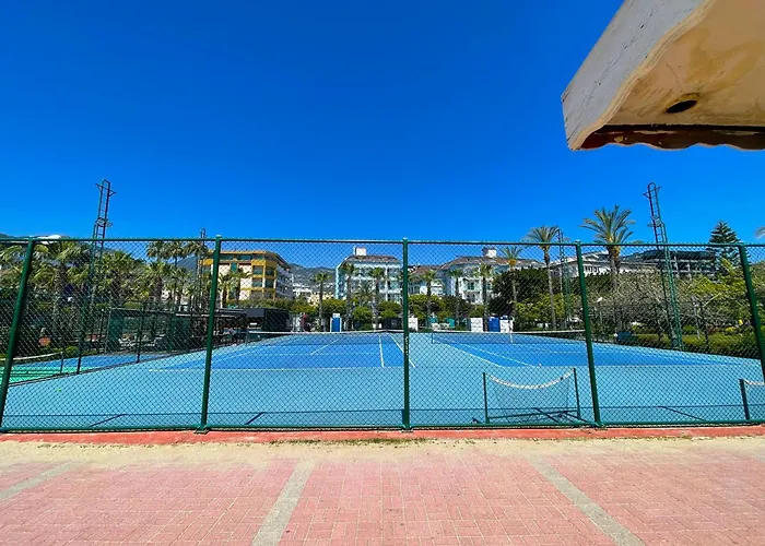 Sa Apartments! 150m To The Cleopatra *