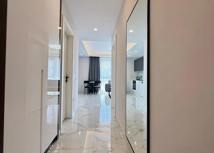 Sa Apartments! 150m To The Cleopatra