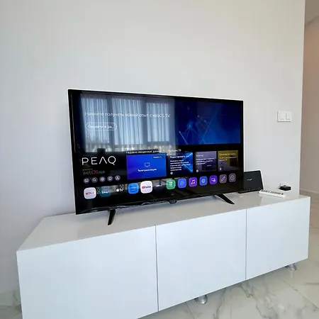 Sa Apartments! 150m To The Cleopatra