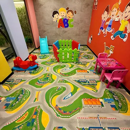 Sa Apartments! 150m To The Cleopatra