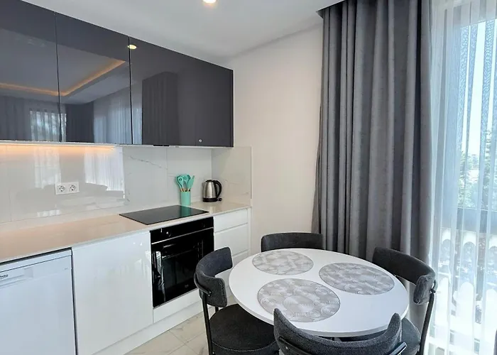 Sa Apartments! 150m To The Cleopatra *